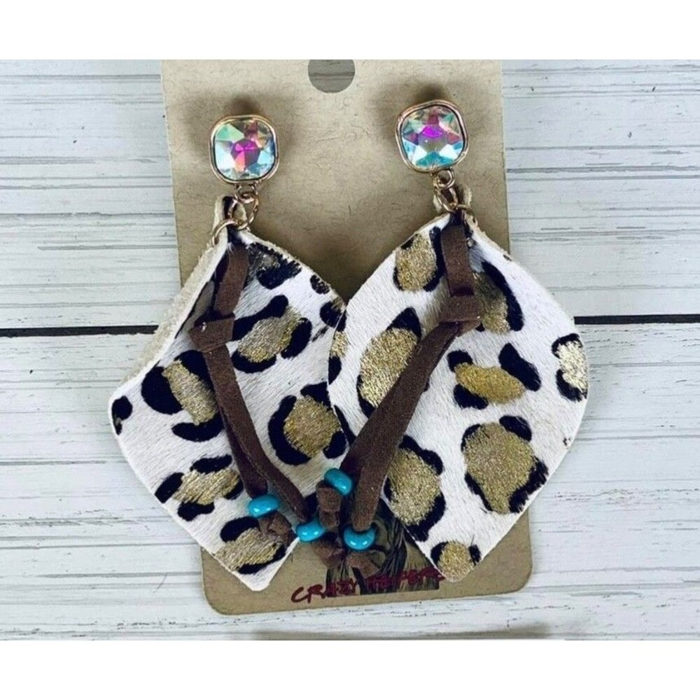 Beautiful NEW Leopard Cowhide Leather Lightweight Earrings